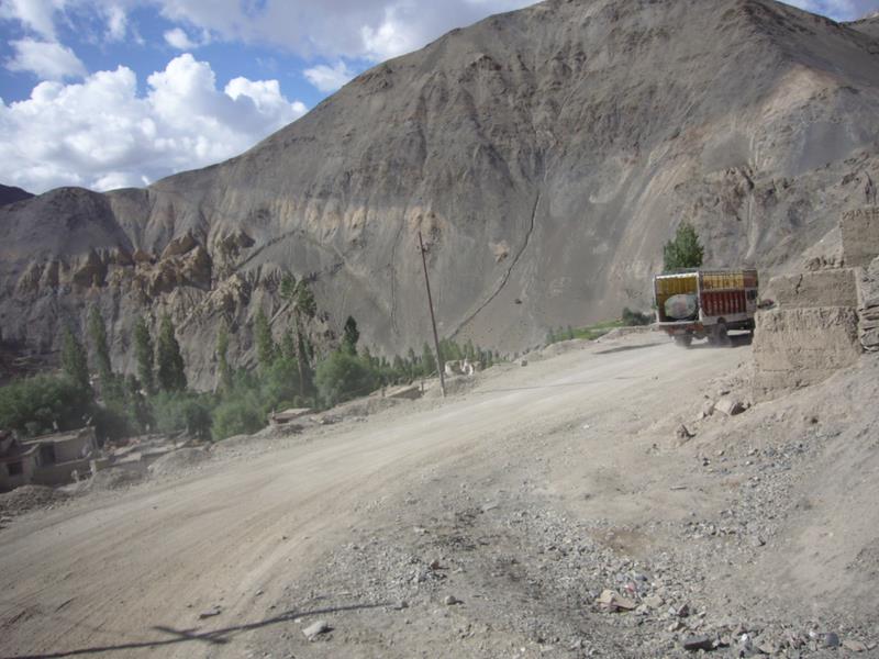 Travel - India - Ladakh - Road To Ladakh